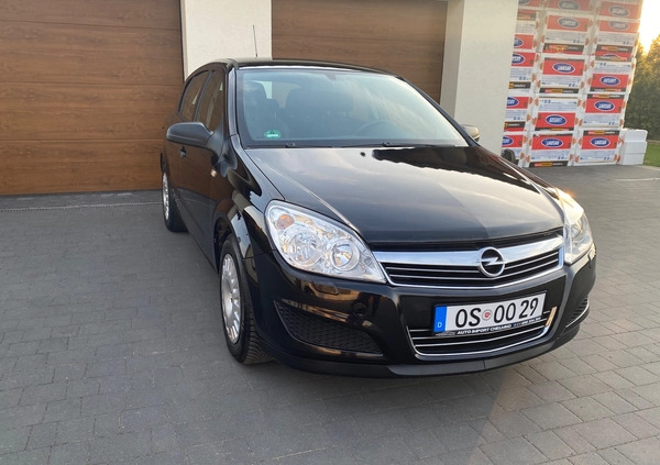 Opel Astra cena 14900 przebieg: 242761, rok produkcji 2009 z Chełmno małe 379